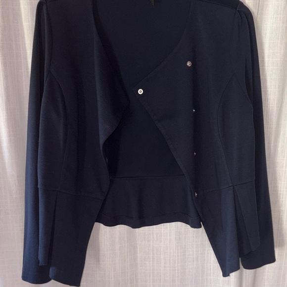 Classic Navy Peplum Women's Blazer - Picture 4 of 7